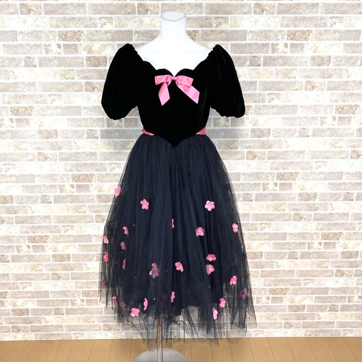 1 jpy dress TSUJITAItsuji Thai One-piece 9T black on bell bed hem around processing trace color dress kyabadore Event used 4717