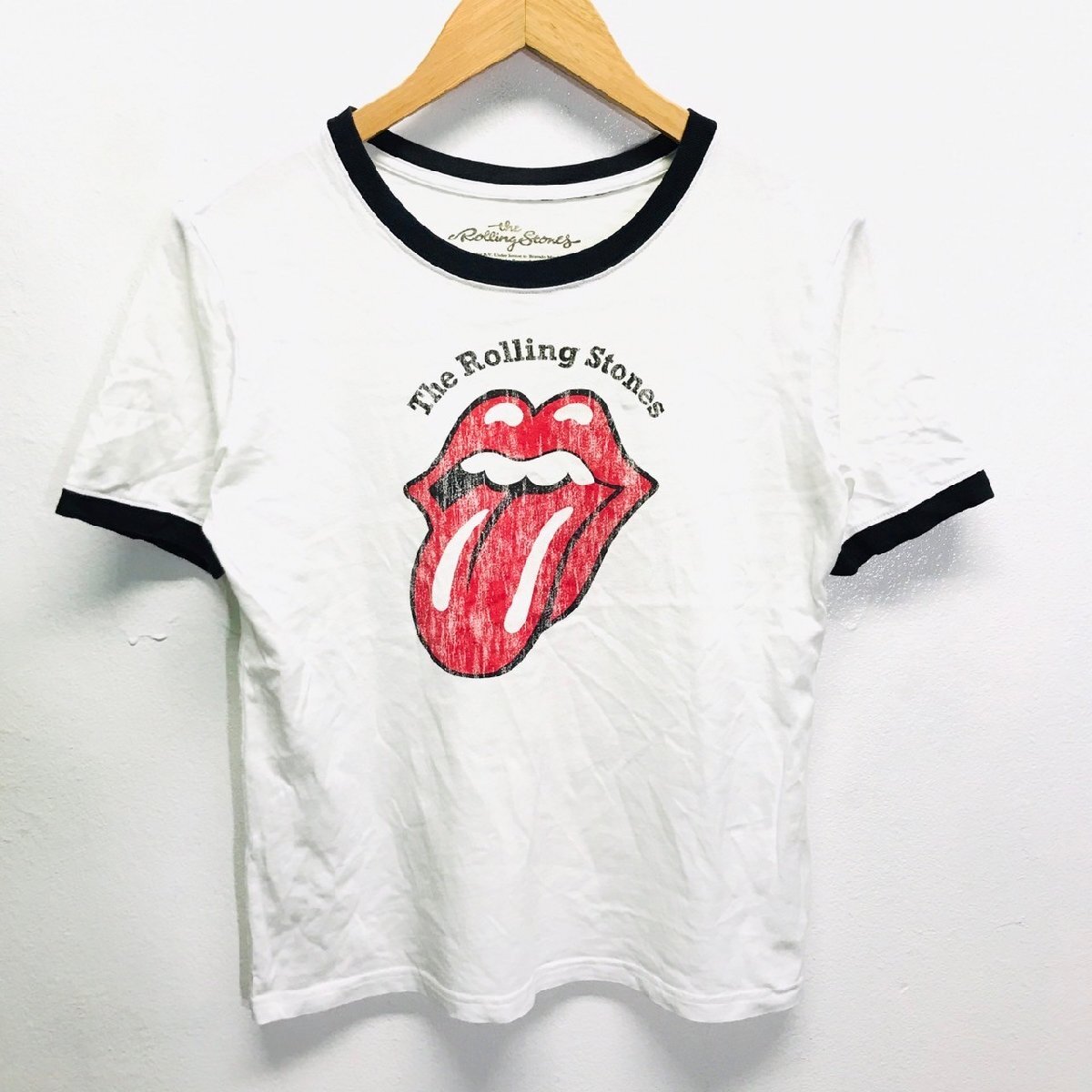 (^w^)b GU ジーユー the Rolling Stones ローリング ストーンズ デザイン リンガー T Tee シャツ チビT ロック バンド ホワイト S 8703iE_画像1