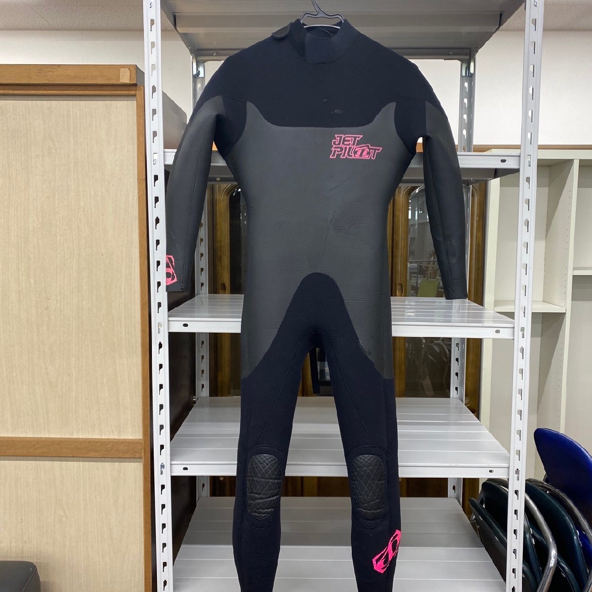 □JET PILOT　ドライスーツ・ウェットスーツ　Lサイズ(総丈140cm)　/現状品・マリンスポーツ・サーフィン　υ□