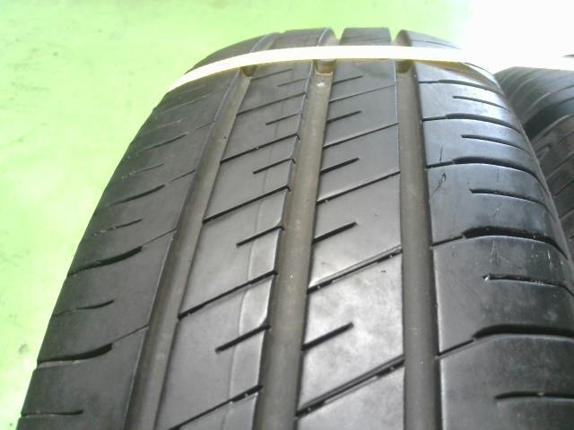 中古タイヤ4本セット 2022年製造 175/65R15 84H グッドイヤー EfficientGrip ECO EG02 アクア フィット スイフトなど_画像5