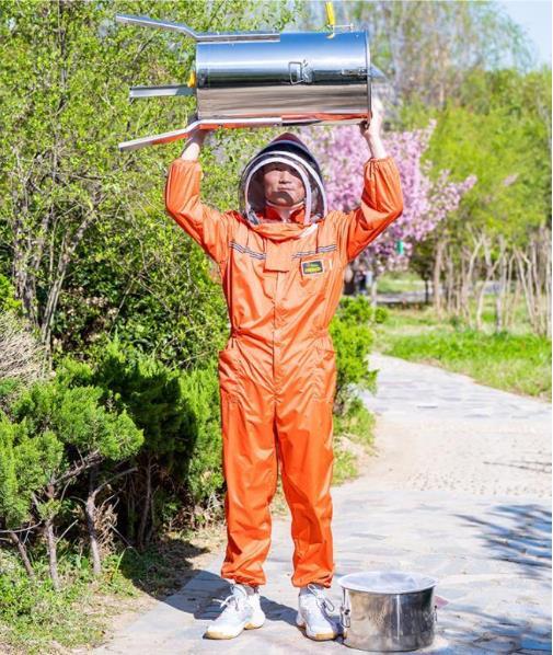 304. molasses vessel bee molasses separation vessel made of stainless steel strong bee molasses .. tool honey separation machine . bee apparatus . bee agriculture place 25kg high capacity 