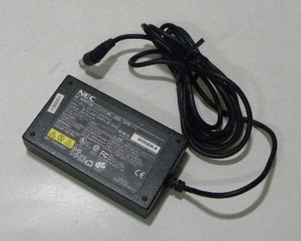 NEC　PA-1400-19TN　19V2.1A　■157_画像1