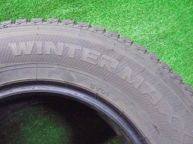 5EL612BE9) 送料無料 2022年製 195/80R15 107/105L LT ダンロップ ウインターマックスSV01 15インチスタッドレスタイヤ2本セット_画像6