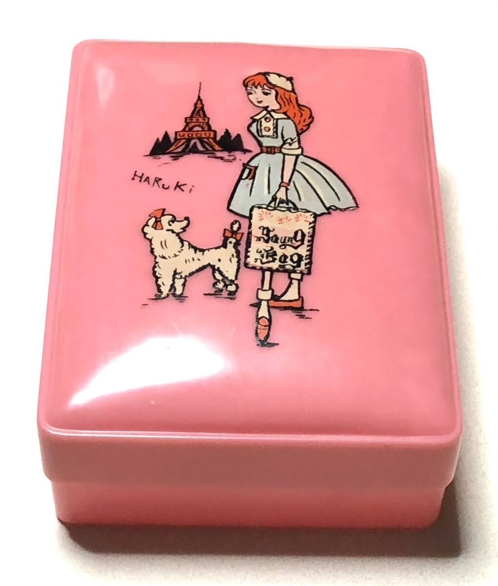 レア 昭和レトロ 裁縫箱 HARuKi フランス パリ 犬 女性 の絵付 レア 昭和レトロ 裁縫箱 HARuKi フランス パリ 犬 女性 の絵付