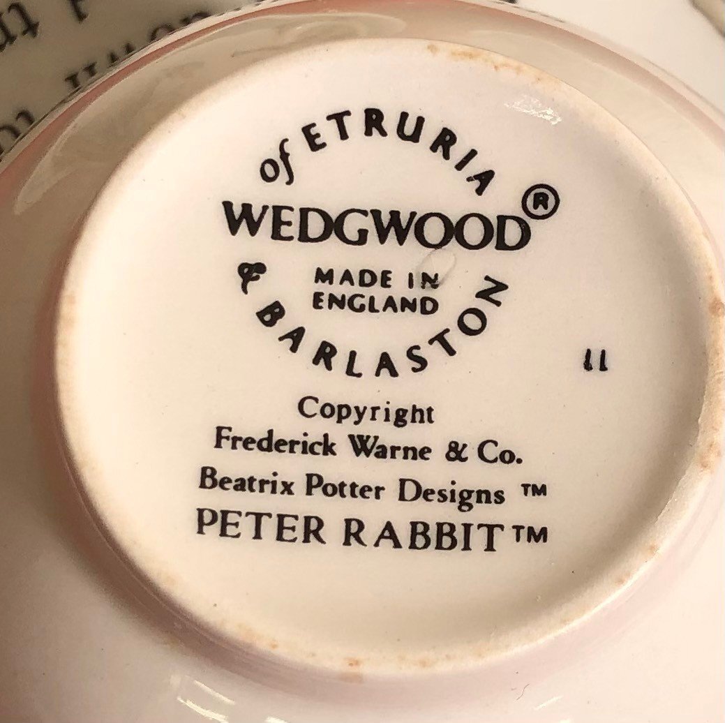 【コレクター放出品】 ウェッジウッド Wedgwood ピーターラビット Peter Rabbit 旧刻印 カップ&ソーサー 5客 セットの画像7