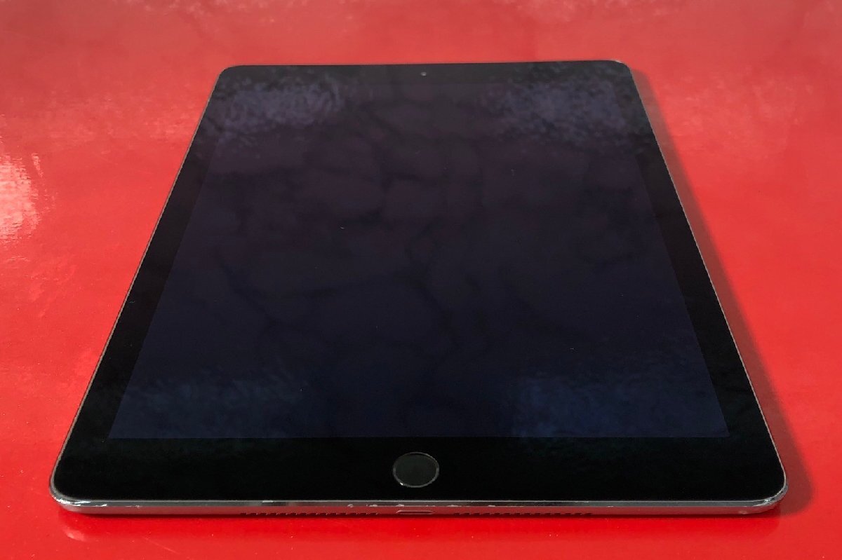 1円～ Apple iPad Air 2 / Wi-Fi モデル / 16GB / ブラック / iOS 15.8 / 9.7インチ / A1566 / バッテリー 61%の画像3