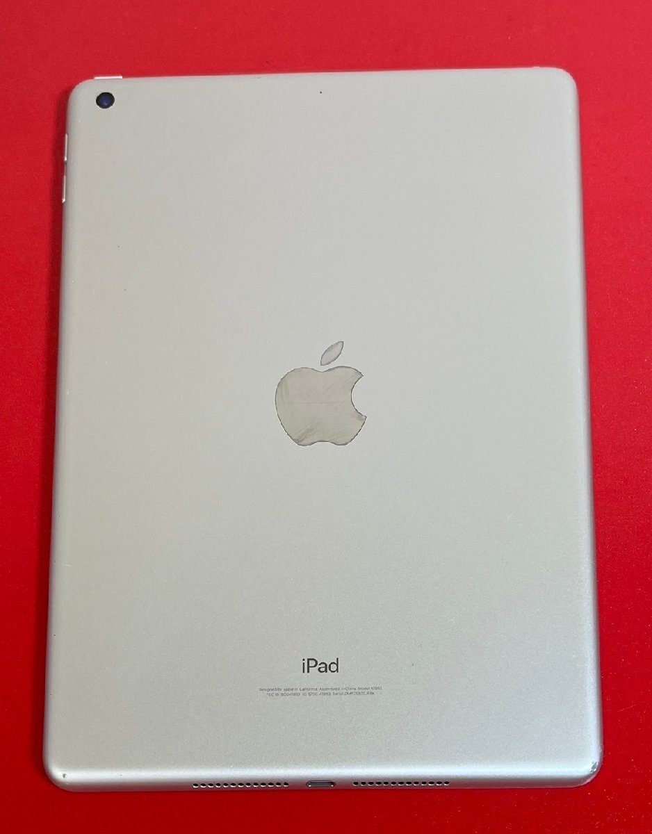 1円～　Apple iPad 第6世代 / Wi-Fiモデル / 32GB / シルバー / iOS17.2 / 9.7型 (2048×1536) / A1893 / バッテリー88%_画像2