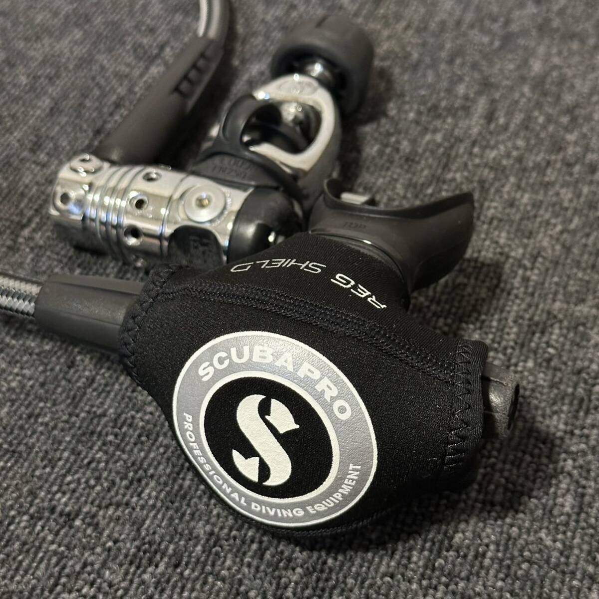 オーバーホール済】SCUBAPRO A700/MK25 レギュレーター|Yahoo オーバーホール済】SCUBAPRO A700/MK25 レギュレーター|Yahoo