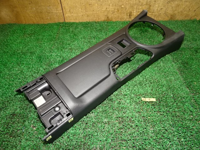 N15-19 C H22 NCEC ロードスター RS RHT センターコンソールの画像1