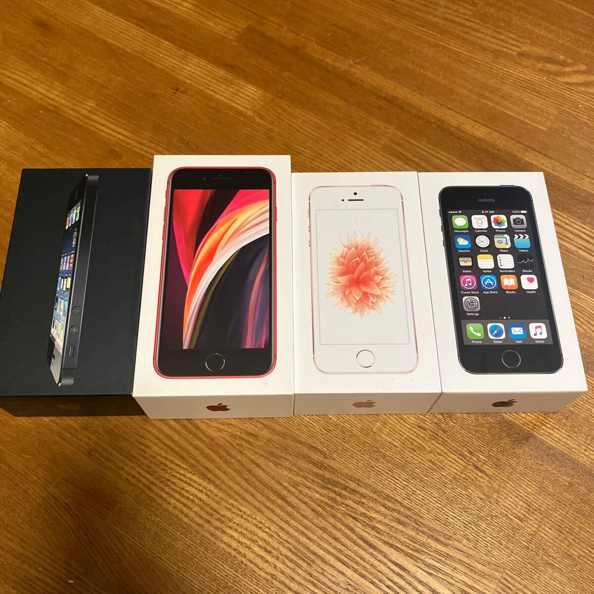 iPhone 空箱4個セット　イヤホン2個新品_画像1