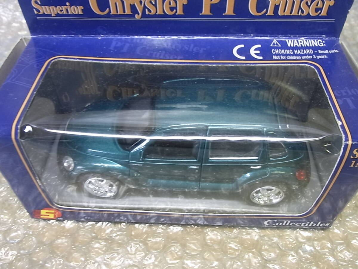 ダイキャストミニカー 1：32 Superior Chrysler PT Cruiser 未開封！ 4台セット _画像5