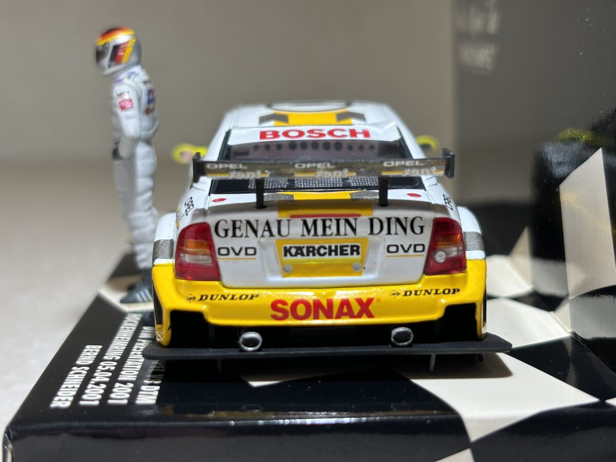 1/43 「オペル V8 DTM」 プレゼンテーション 2001 Bermd Schnider ミニチャンプス製 400 014897_画像3