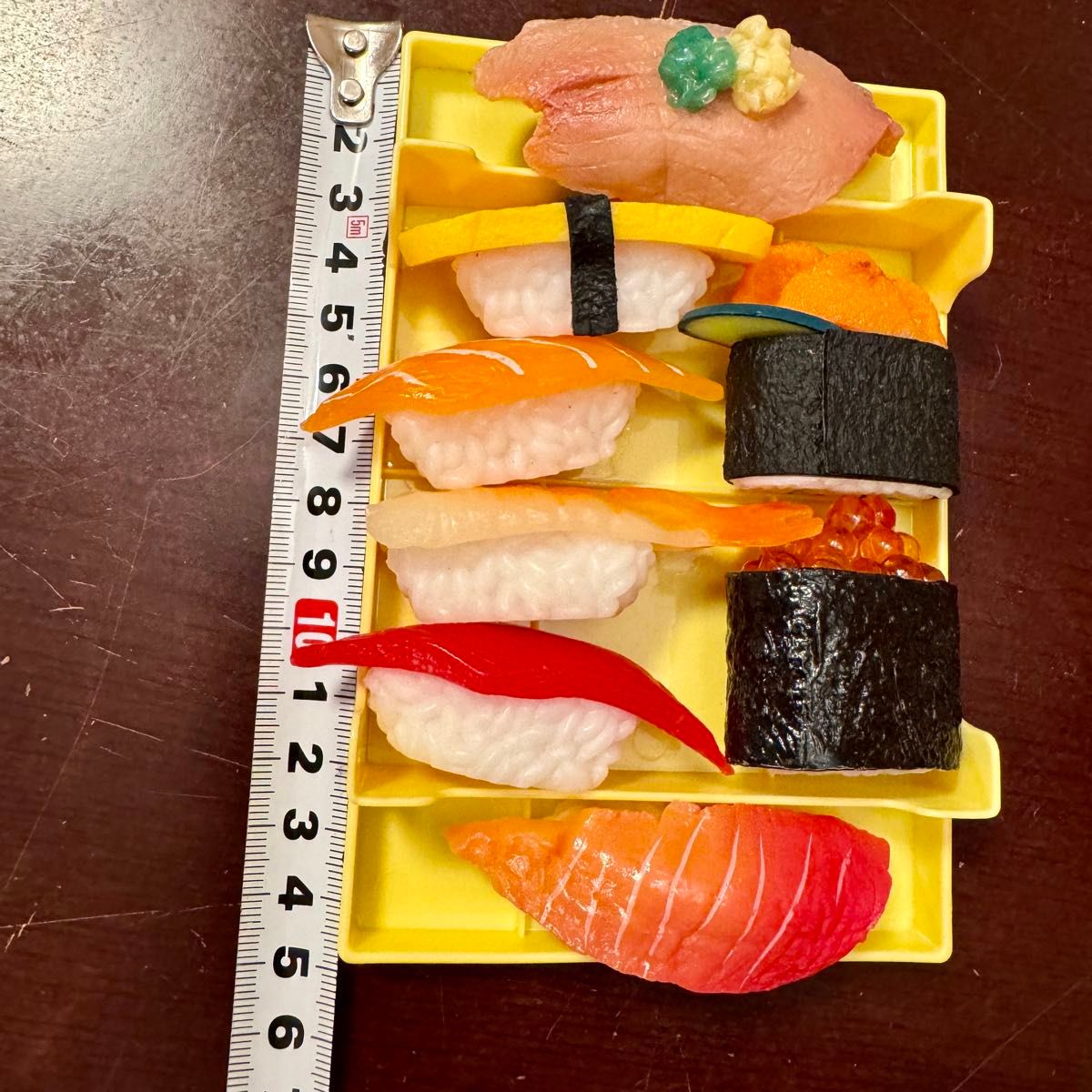 食品サンプル　握り寿司　寿司セット　おままごと　いくら　サーモン　マグロ　リアル