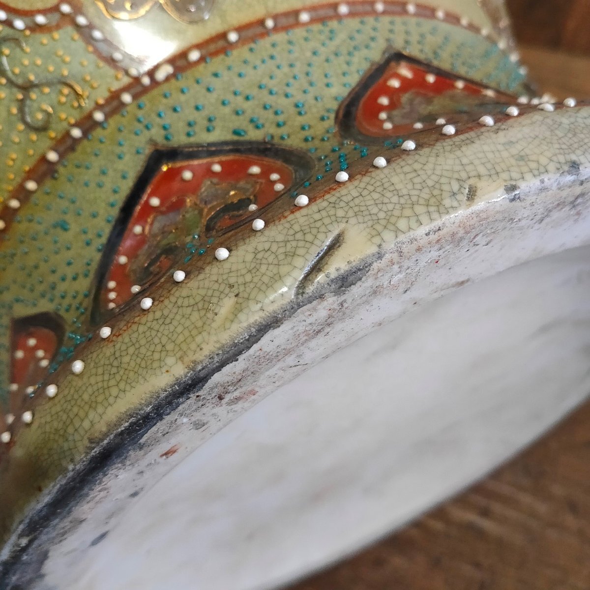薩摩焼 壺 飾り壷 花 武士 金彩 耳付き 花瓶 花入時代物 花器 薩摩焼 壺 飾り壷 花 武士 金彩 耳付き 花瓶 花入時代物 花器