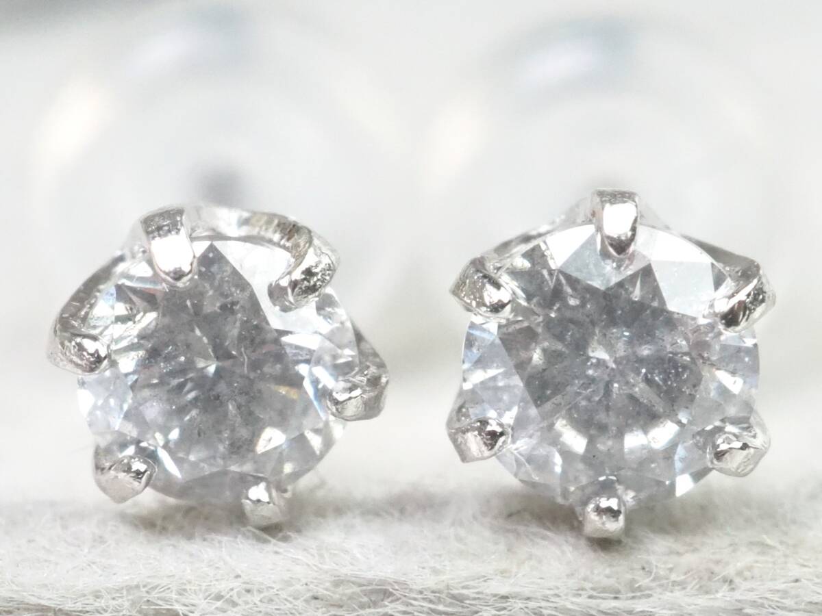 【3921A】Pt900プラチナ 天然ダイヤモンド 計0.25ct/0.125ct/0.125ct/0.4g ピアス_画像1