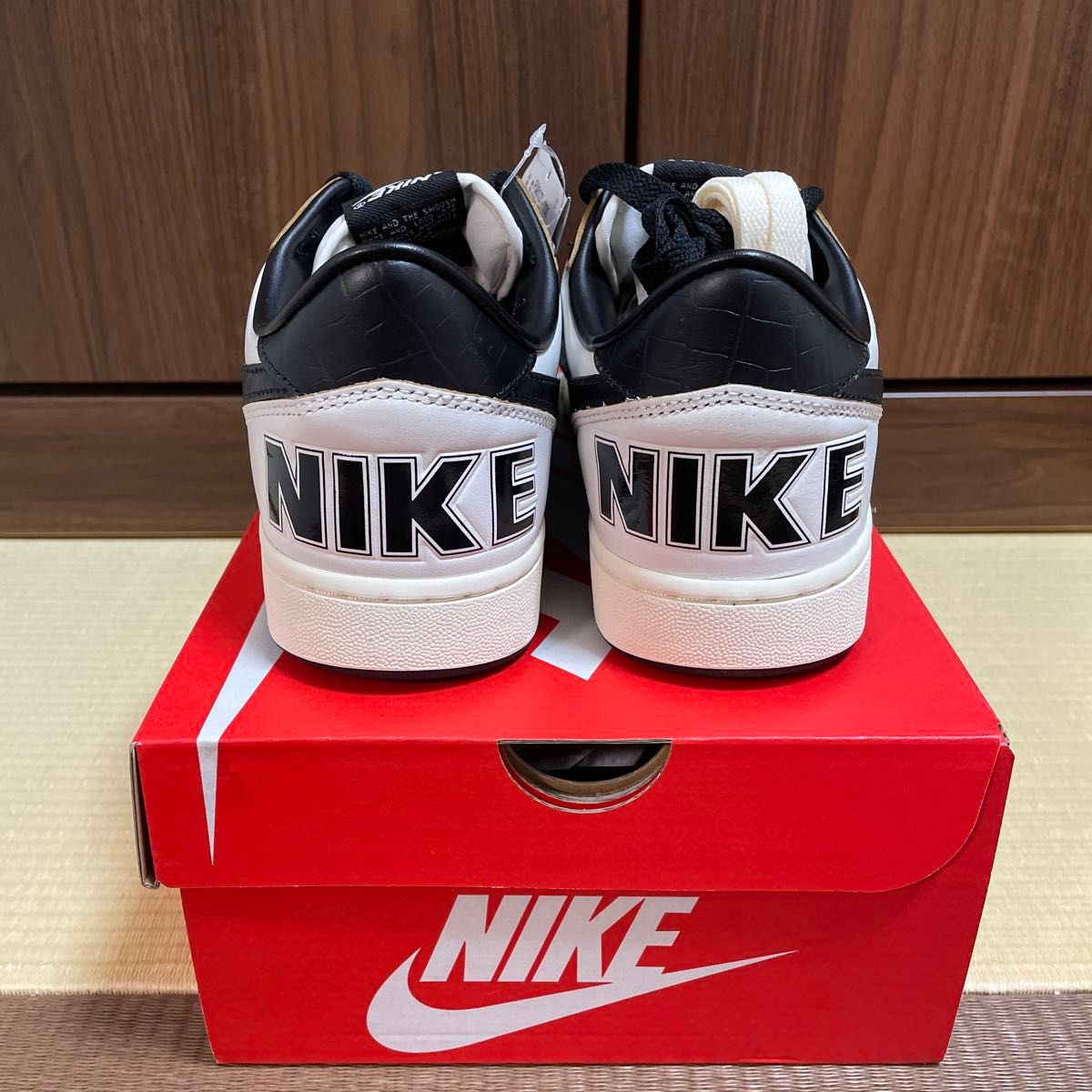 NIKE ナイキ ターミネーター LOW プレミアム27cm|Yahoo!フリマ NIKE ナイキ ターミネーター LOW プレミアム27cm|Yahoo!フリマ