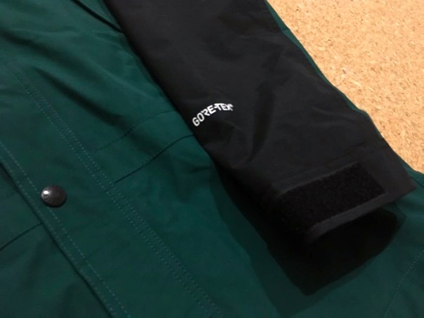 レア☆ノースフェイス マウンテンライトジャケット GORE-TEX 緑 レア☆ノースフェイス マウンテンライトジャケット GORE-TEX 緑