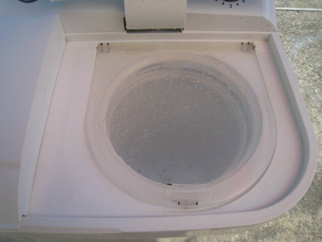 引き取り歓迎（広島県）ハイアール/Haier JW-W40E-W 2槽式洗濯機 ホワイト 洗濯4.0kg　2017年製_画像9