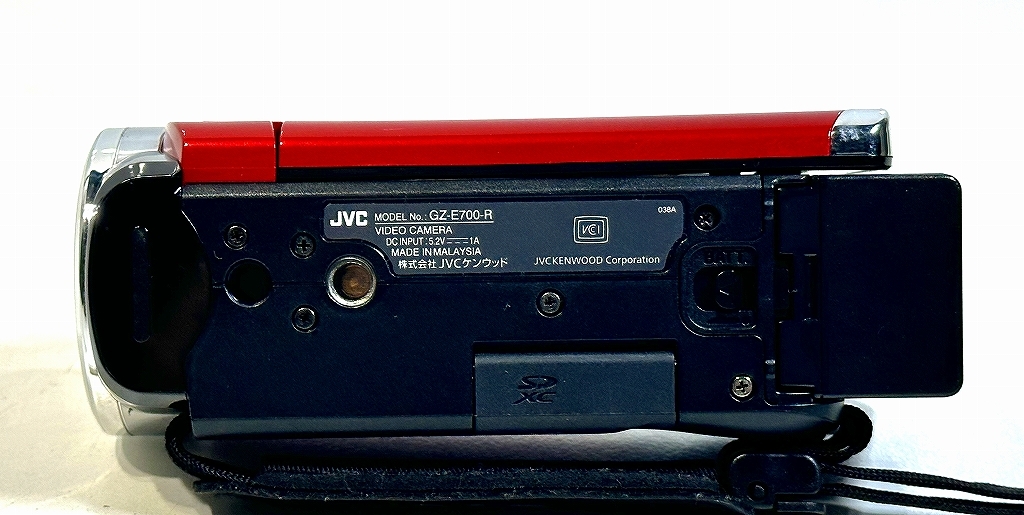 JVCケンウッド 中古デジタルビデオカメラ Everio GZ-E700-R 2014年式、ACアダプター付属_画像5