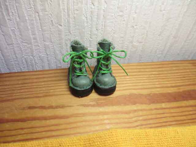 ☆★ミディブライス　レザー　編み上げ　ブーツ　オビツ１１ミニチュアドール　靴　革