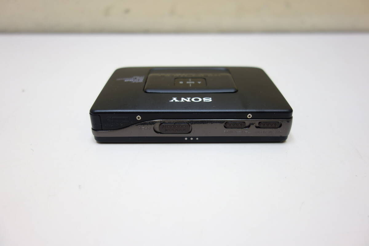 ★☆SONY ソニー WALKMAN ウォークマン WM-EX88 黒 ケース付き ジャンク品☆★_画像5