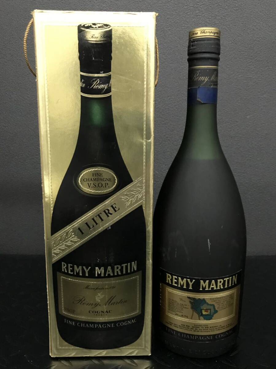 FF12★REMY MARTIN レミーマルタン VSOP 1000ml 40度 ブランデー 箱付き 古酒 【未開封】の画像2