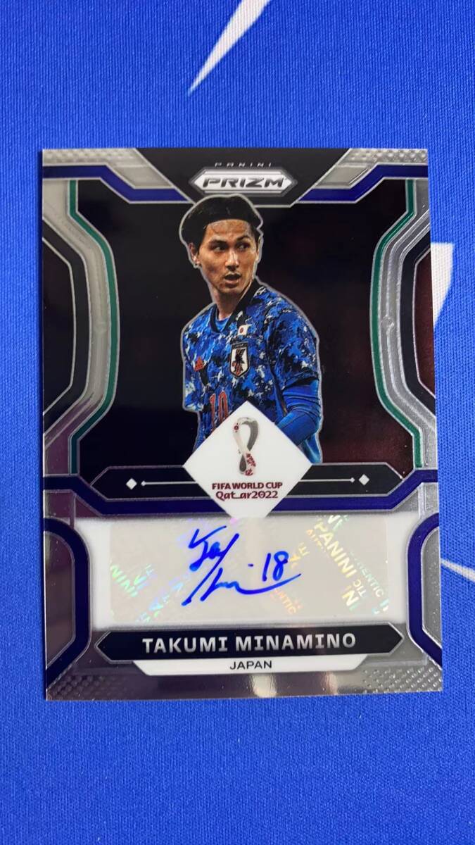 013:2022 W杯 PANINI PRIZM 南野拓実 Takumi Minamino 直筆サインカード_画像1