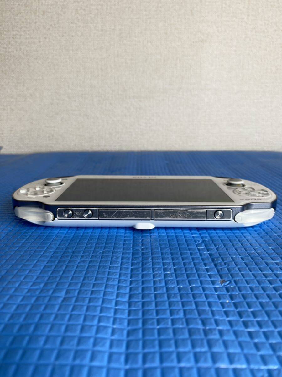 ソニー SONY PlayStation Vita PCH-1100 PSVita 本体のみ_画像9