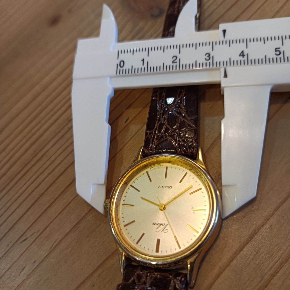 シチズン Q&Q  QUARTZ 腕時計 STAINLESS STEEL BACK  中古品  稼働
