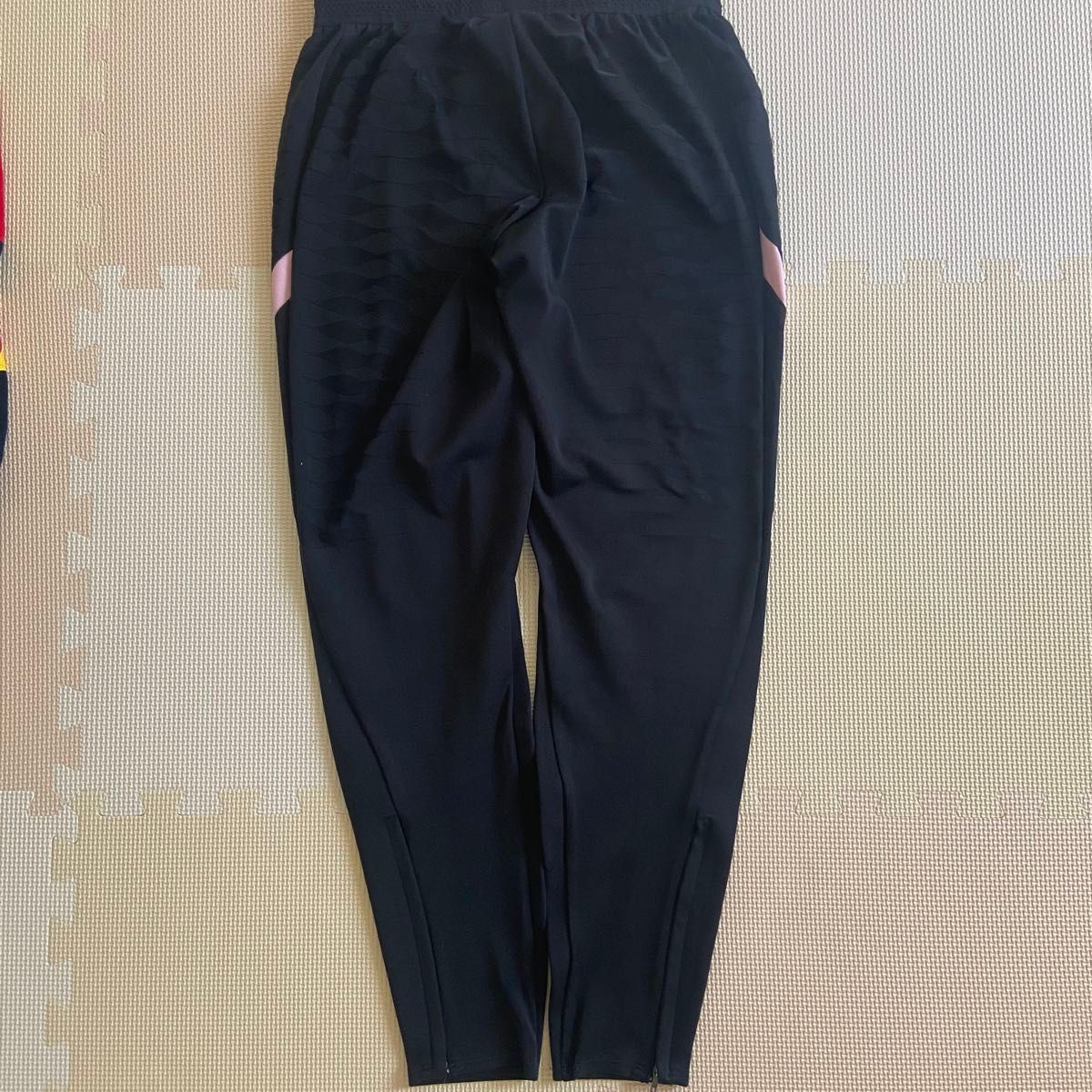 NIKE ナイキ パリサンジェルマン psg トレーニングパンツ M NIKE ナイキ パリサンジェルマン psg トレーニングパンツ M