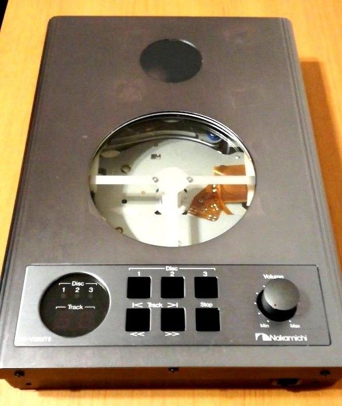 動作品・ACアダプター付属】Nakamichi CD視聴機 CDプレーヤー MB 動作品・ACアダプター付属】Nakamichi CD視聴機 CDプレーヤー MB