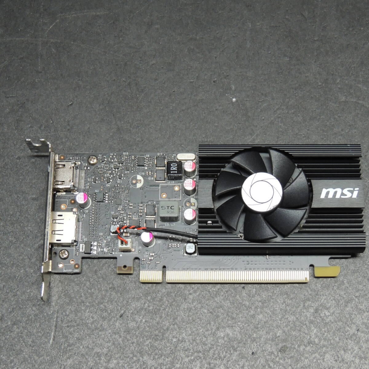 【検品済み】MSI GeForce GT 1030 2G LP OC グラフィックボード 管理:ミ-30の画像1