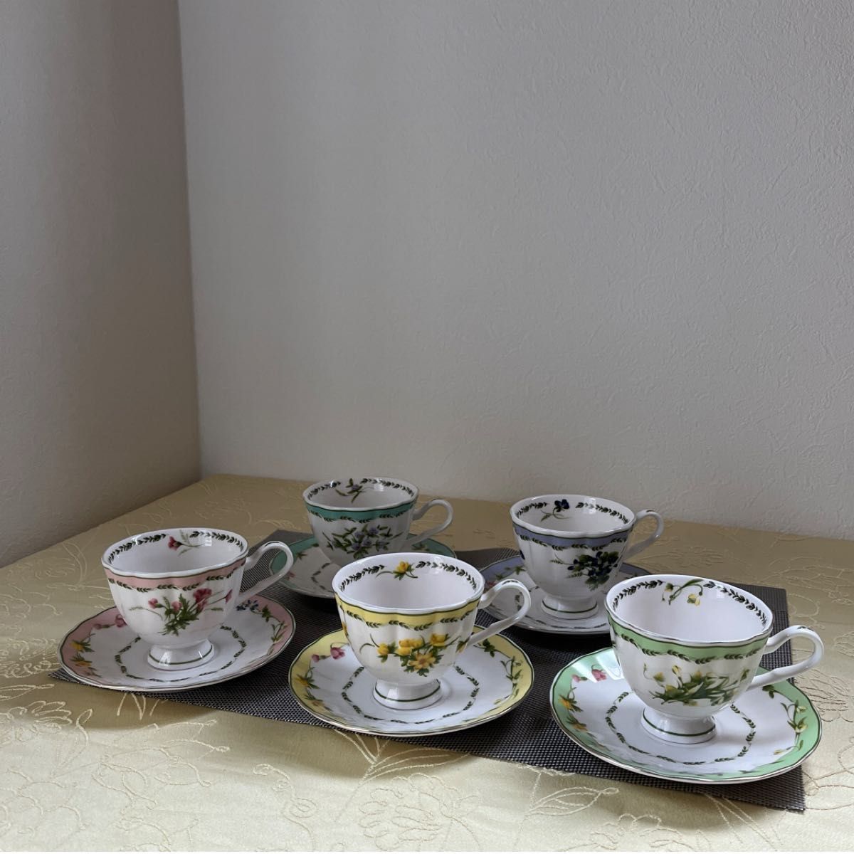 エーデルワイス　5客碗皿　カップ　アンド　ソーサー　コーヒー茶碗　5客セット
