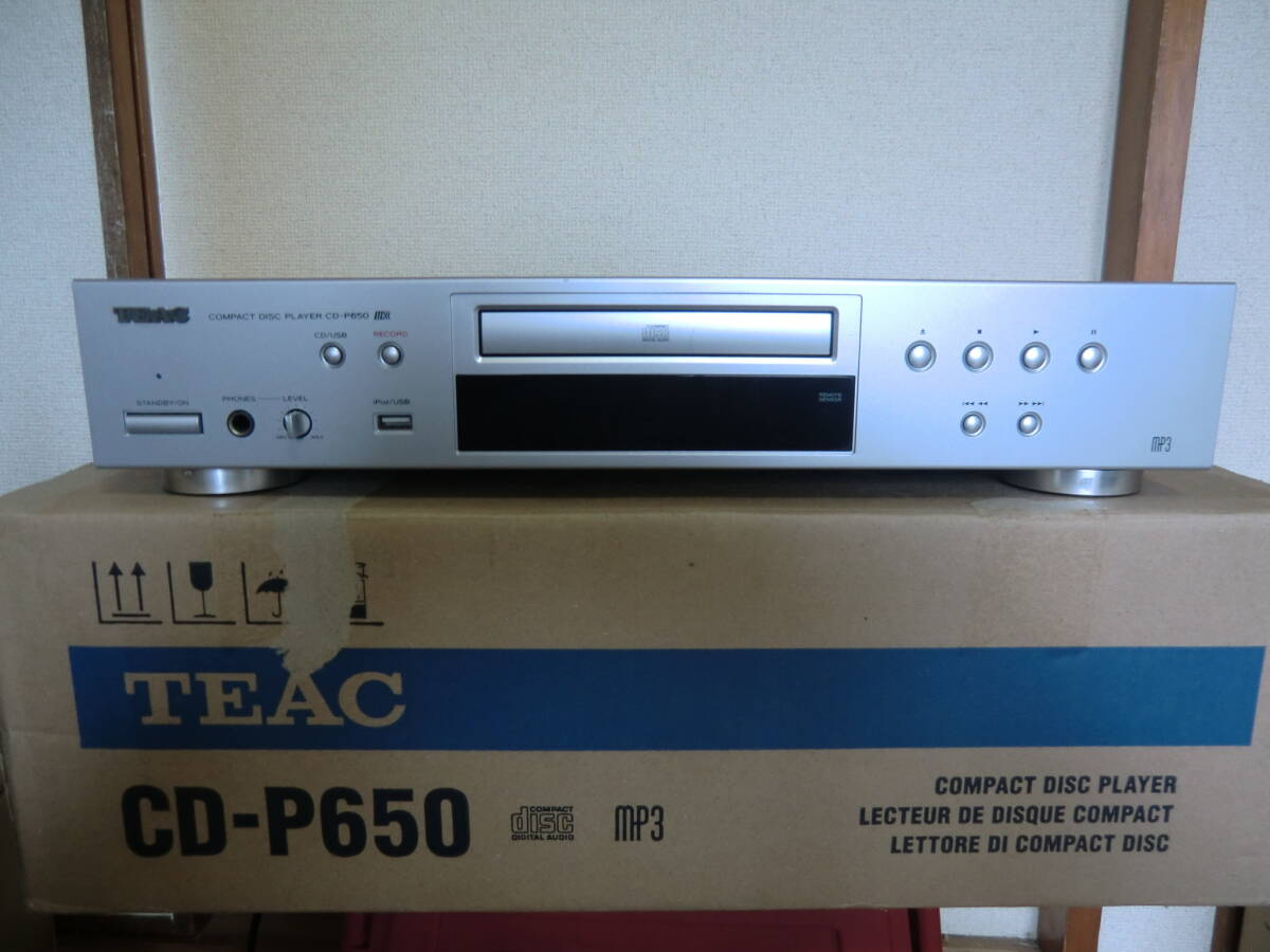 TEAC iPod対応 CDプレーヤー CD-P650R 2019年製 リモコン付_画像1