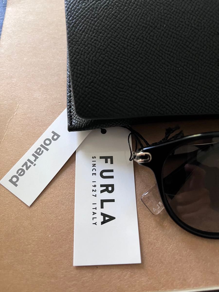 FURLA  偏光サングラス