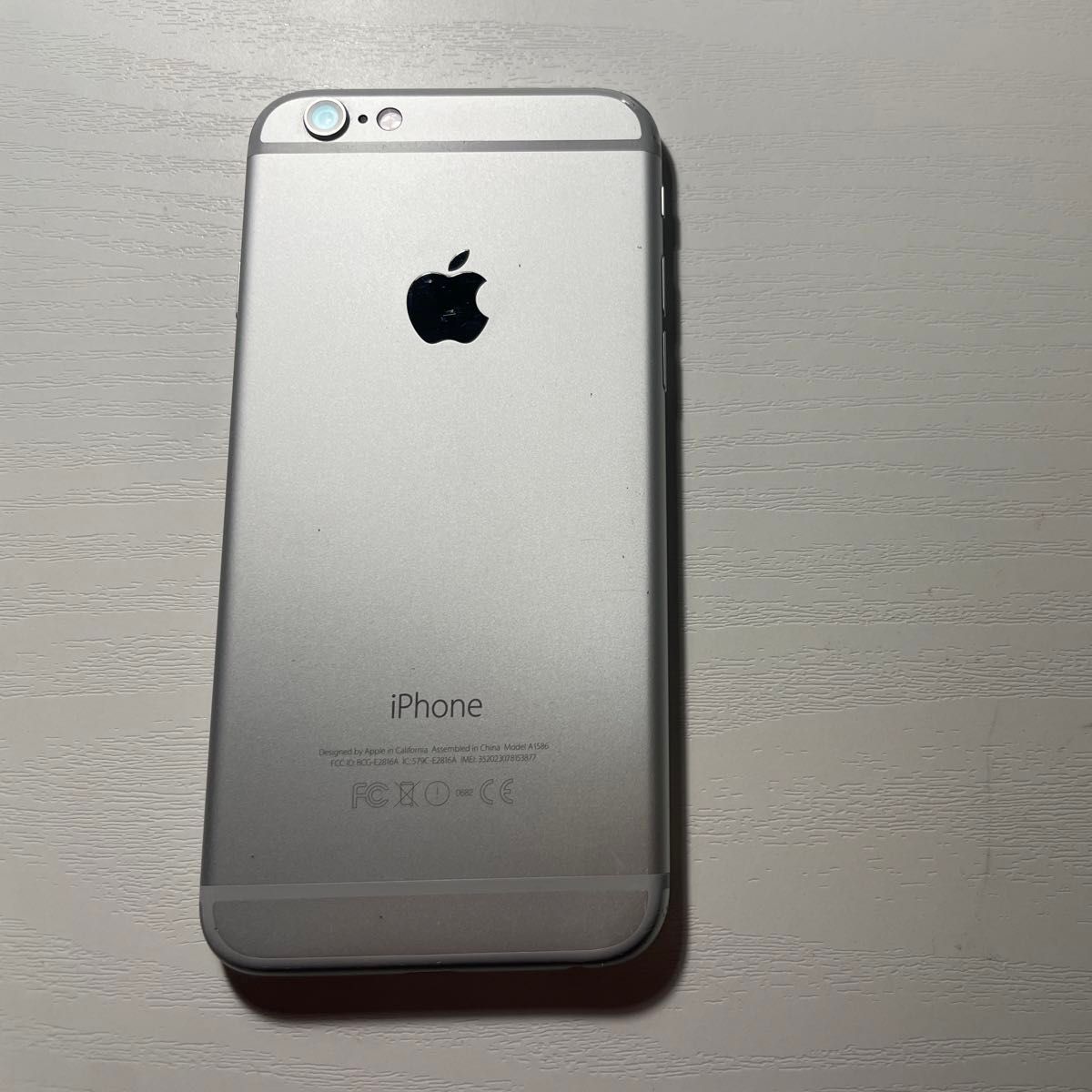 Apple iPhone 6 シルバー　16GB AU