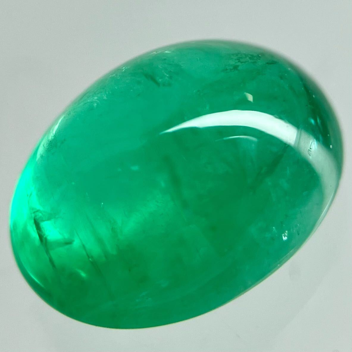 ●天然エメラルド1.447ct●m 約7.7×6.0mmソーティング付 ルース 裸石 宝石 ジュエリーjewerly emerald テ DG0_画像1