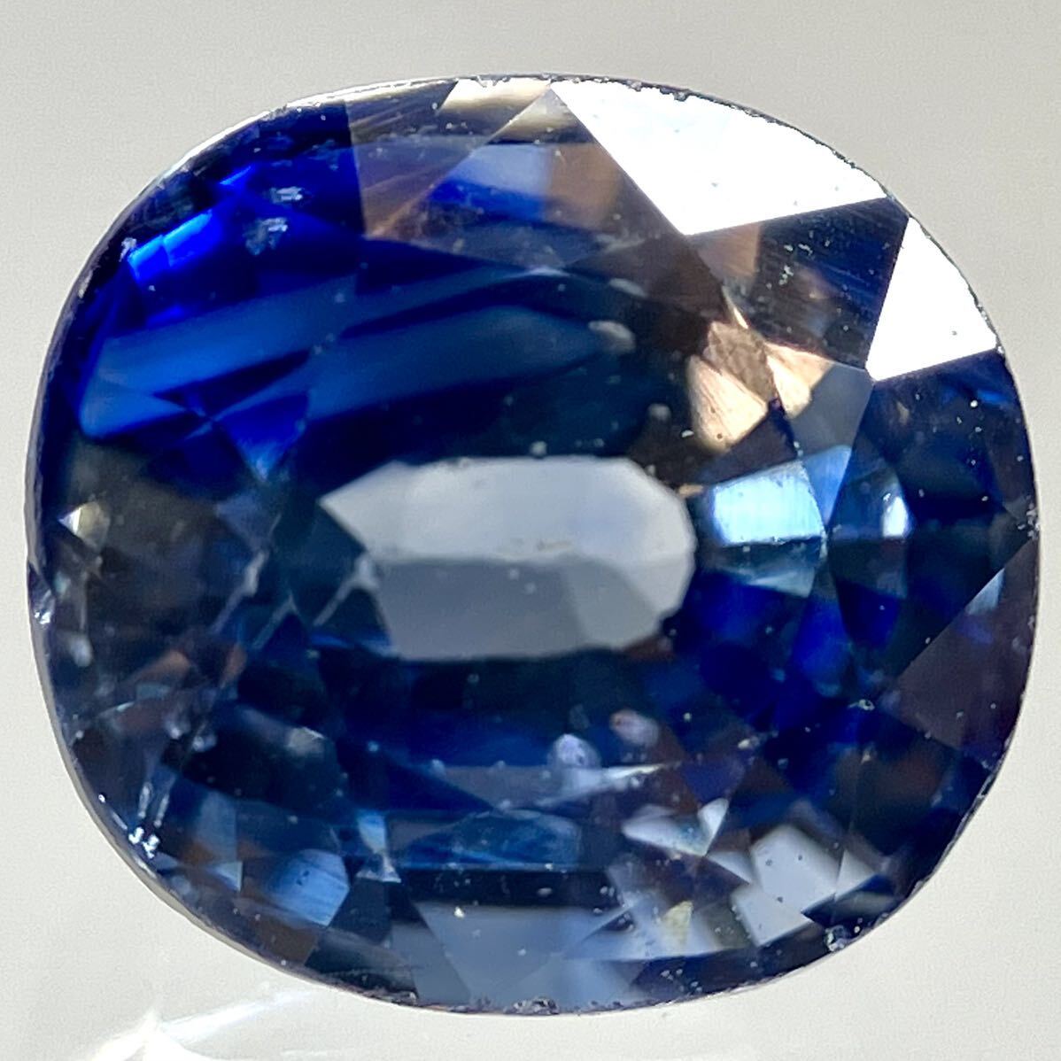 ★天然サファイア1.303ct★m 約6.0×5.6mmソーティング付 ルース 裸石 宝石 ジュエリー corundum コランダム sapphire 蒼玉_画像1