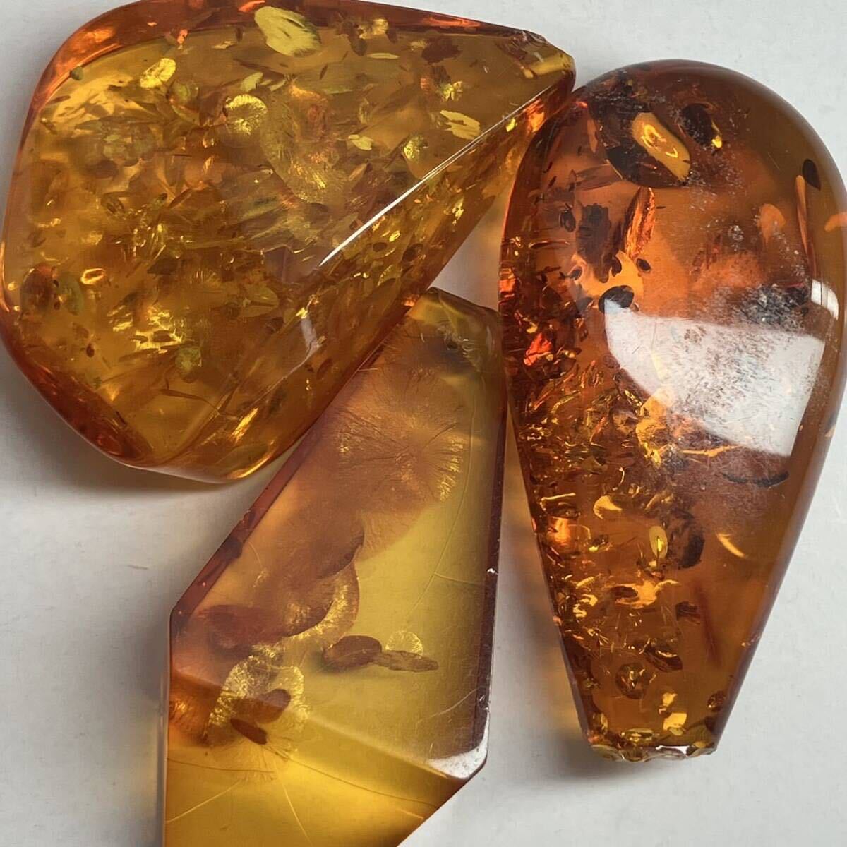 ★天然琥珀3点おまとめ200ct★m ルース 裸石 宝石 ジュエリー jewelry amber アンバー_画像1