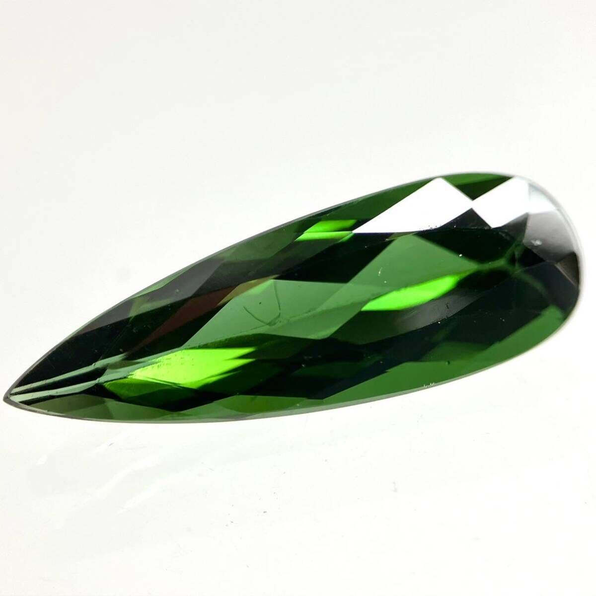 ●天然グリーントルマリン2.569ct●m 約16.9×6.0mm ルース 裸石 宝石 ジュエリー tourmaline jewelry green_画像1