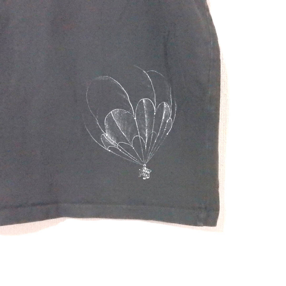 【送料無料】グラニフ×おさるのジョージTシャツ２枚セット/Lサイズ　Design Tshirts Store graniph_画像4