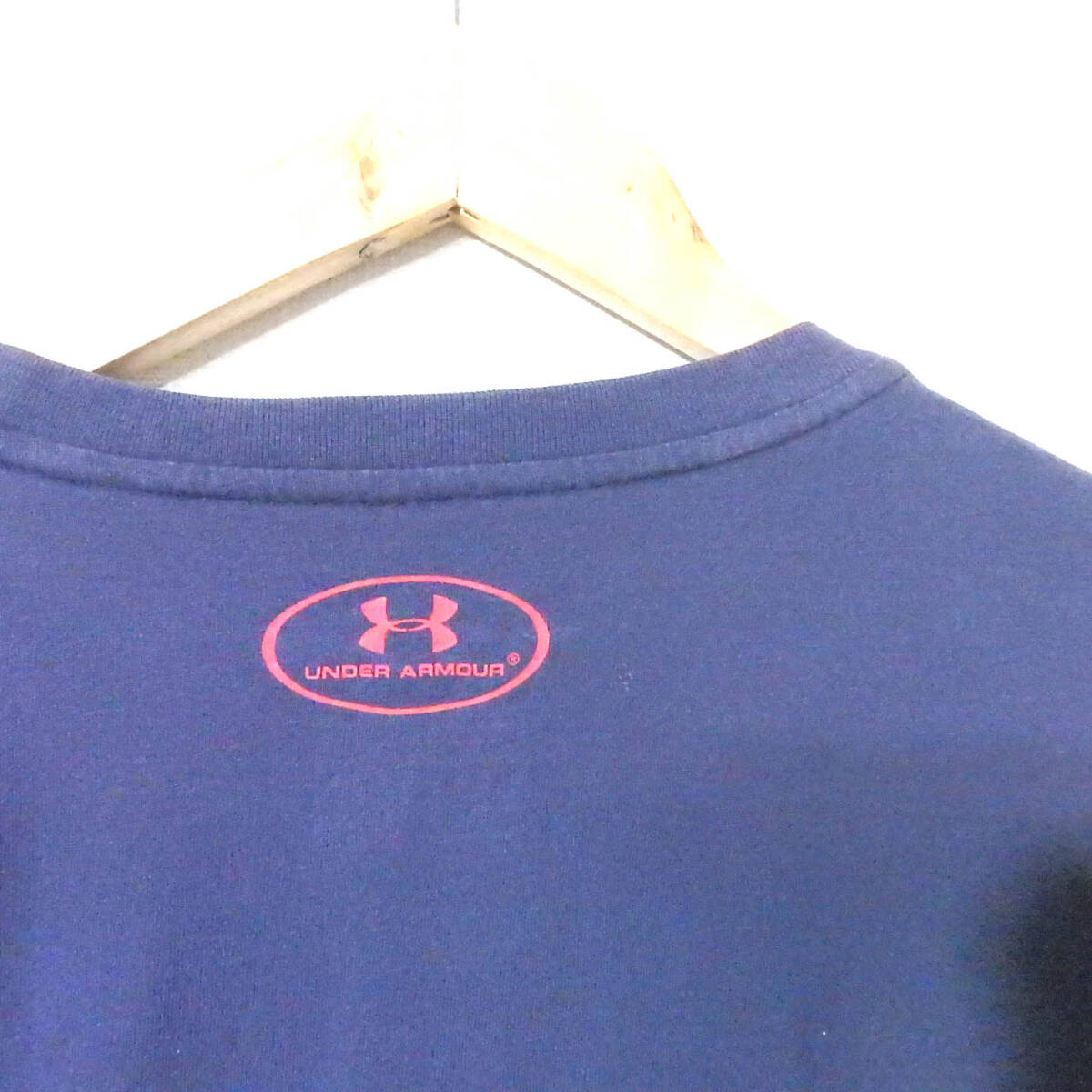 【送料無料】アンダーアーマーTシャツ２枚セット/LGサイズ　ダークグレー　紺　スポーツ　カジュアル　UNDER ARMOUR