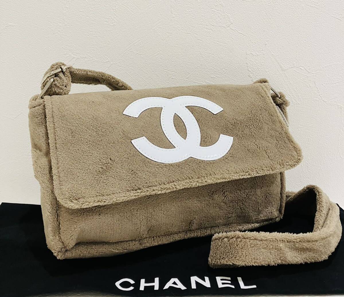 CHANEL ★ 新品 未使用 シャネル ショルダー バッグ 斜め掛け ショルダーバッグ_画像1