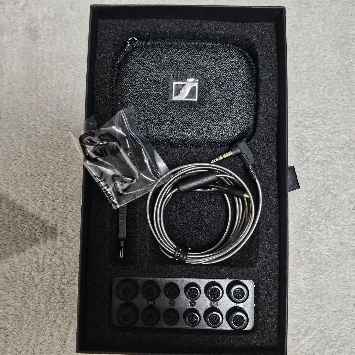 SENNHEISER ゼンハイザー IE 900 