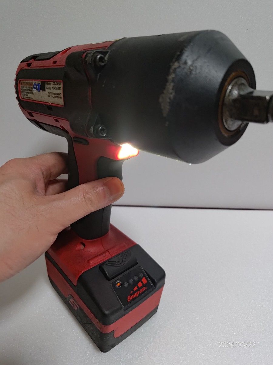 スナップオン 電動インパクトレンチ CTJ7850 中古動作品 18V スナップオン 電動インパクトレンチ CTJ7850 中古動作品 18V