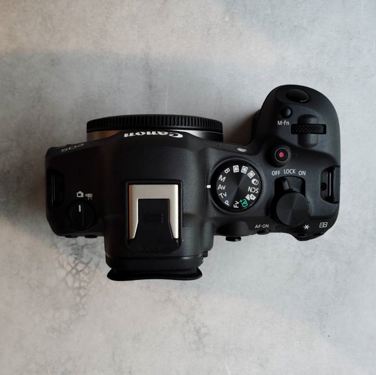 最終値下げ】EOS R6 Mark II・ボディー|ミラーレス一眼 最終値下げ】EOS R6 Mark II・ボディー|ミラーレス一眼