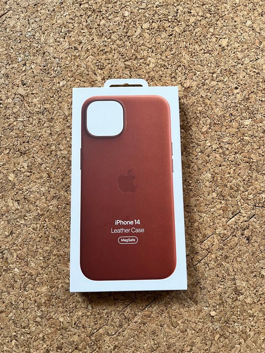 【正規品・新品】Apple純正 MagSafe対応 iPhone14 レザーケース - アンバー MPP73FE/A