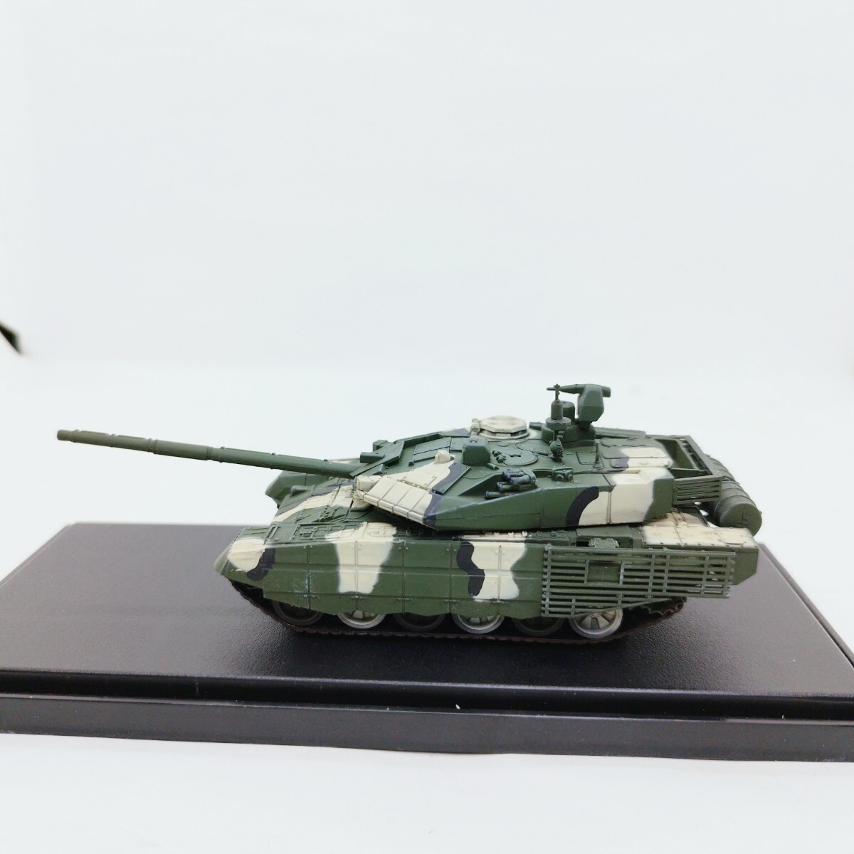【外箱破損】ModelCollect 1/72 RUSSIA T-90MS MAIN BATTLE TANK NIZHNY TAGIL 2012の画像4