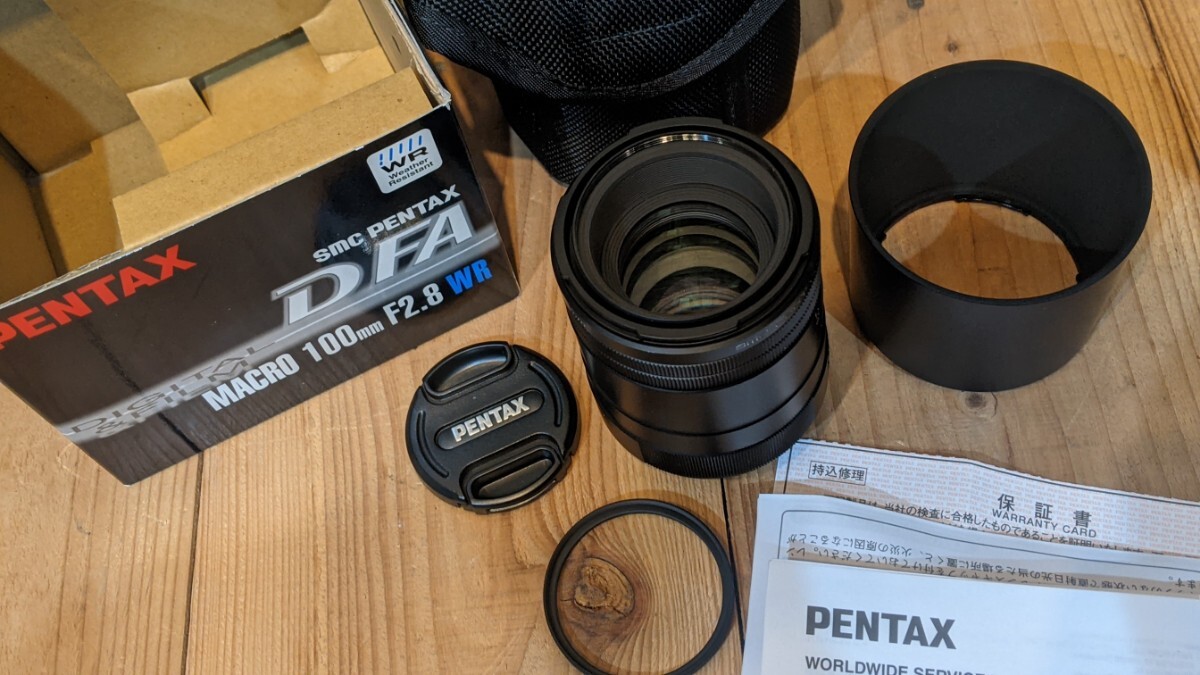 美品　動作オッケー　smc PENTAX-D FA MACRO 100mm F2.8 WR マクロ ペンタックス 中望遠 単焦点 フルサイズ_画像2