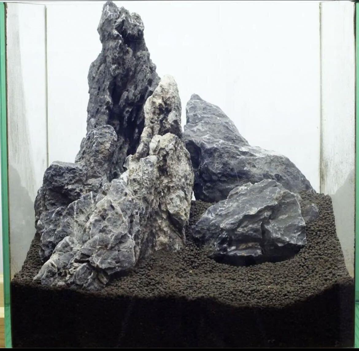 青龍石セット 30キューブ水槽 サイズ13-26cm アクアリウム　石_画像1